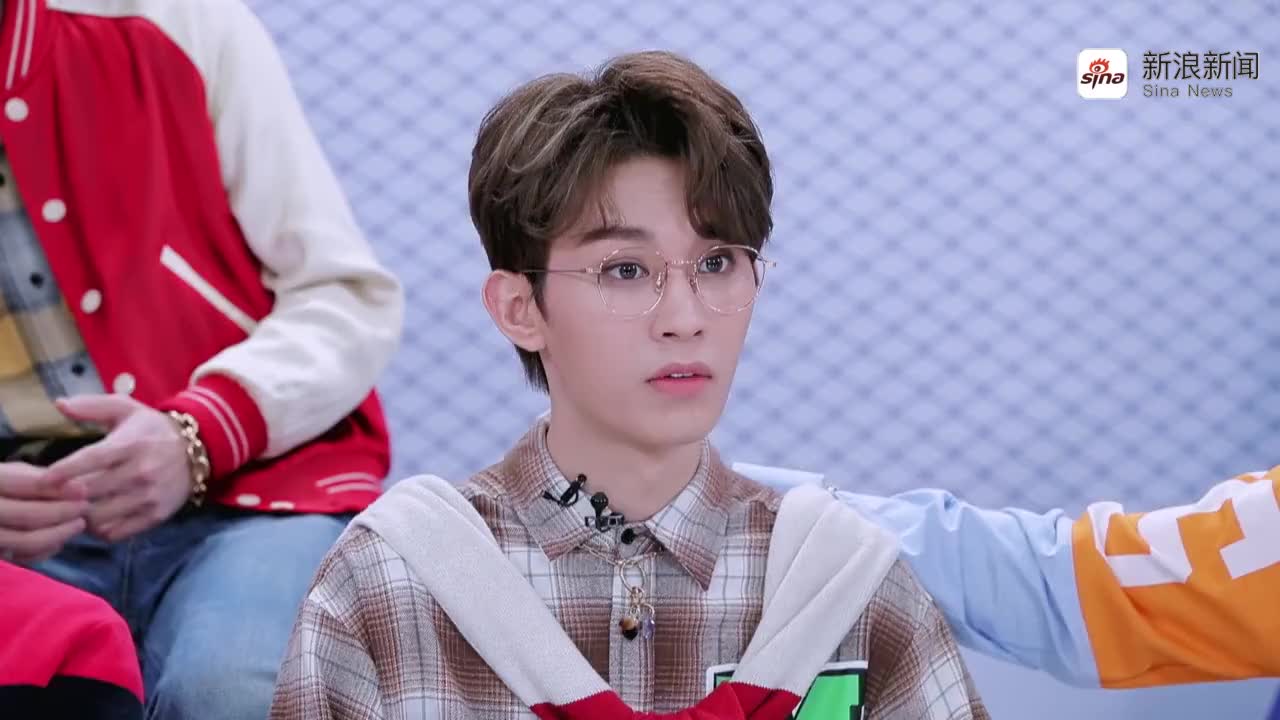 被@青春有你3-白丁 笑到了哈哈哈哈哈!