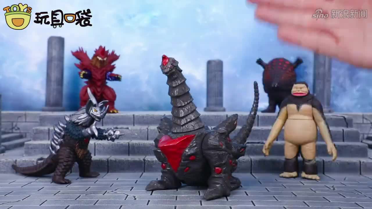 奥特曼怪兽系列之宇宙矿石怪兽德雷凯拉的大型软胶人偶