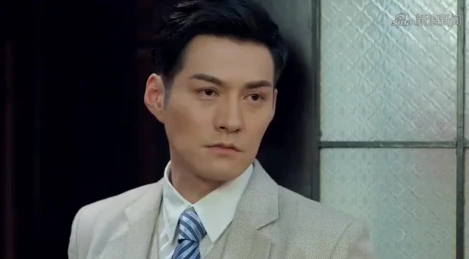 高晨带吕晗芝回家,结果车子刚刚停下来,吕晗芝就慌忙逃跑了