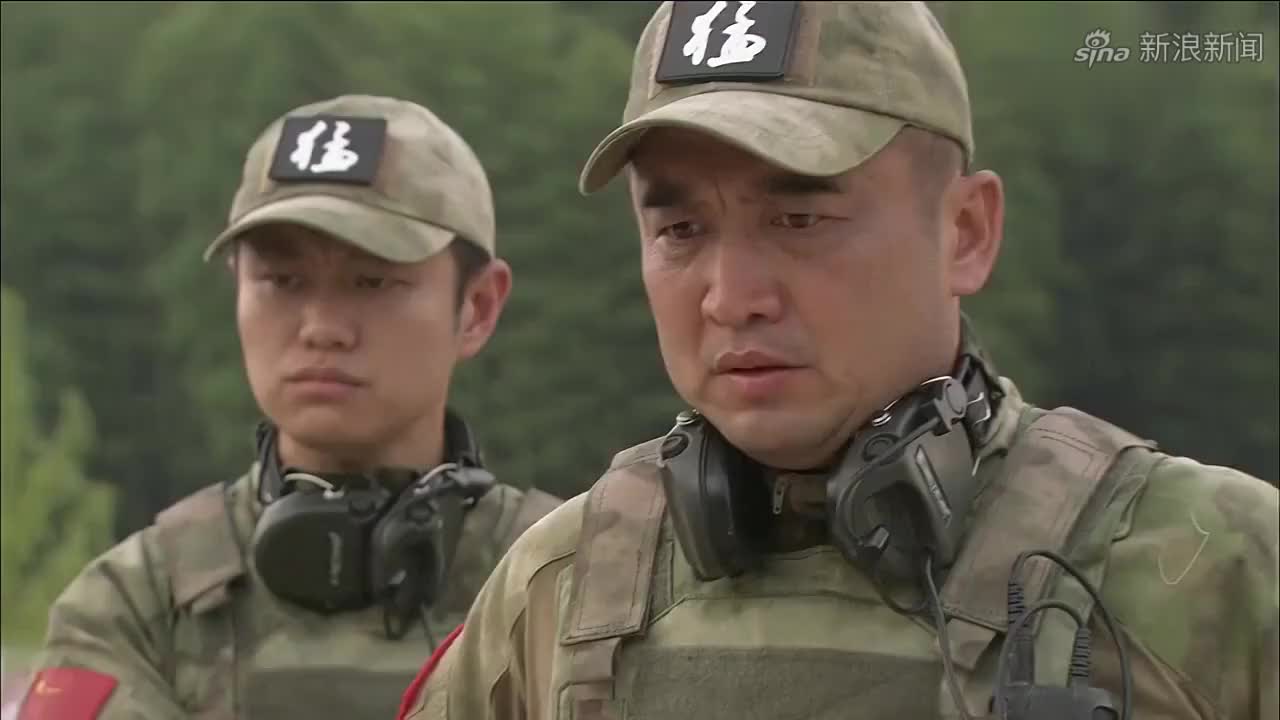特警联合特种兵抓捕天狼大伙却十分意外不相信天狼会叛变