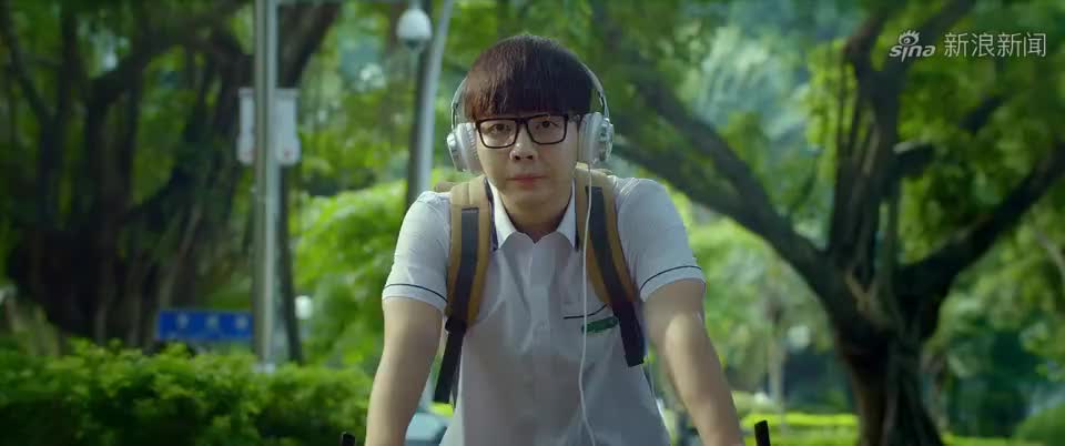 会痛的十七岁:因为顾明耀,夏远远爱上学习,学霸就是厉害