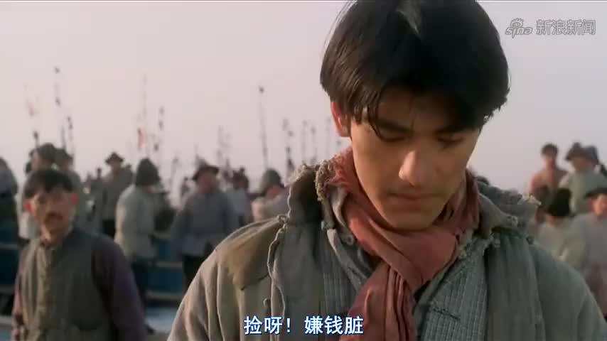 元彪扮演的谭四爷,相当霸气,一部经典的上海滩老片