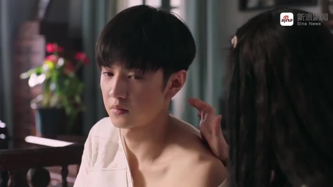 十二谭:叶青春父亲买通英国人救出金性坚,白金刚还是想法杀死他