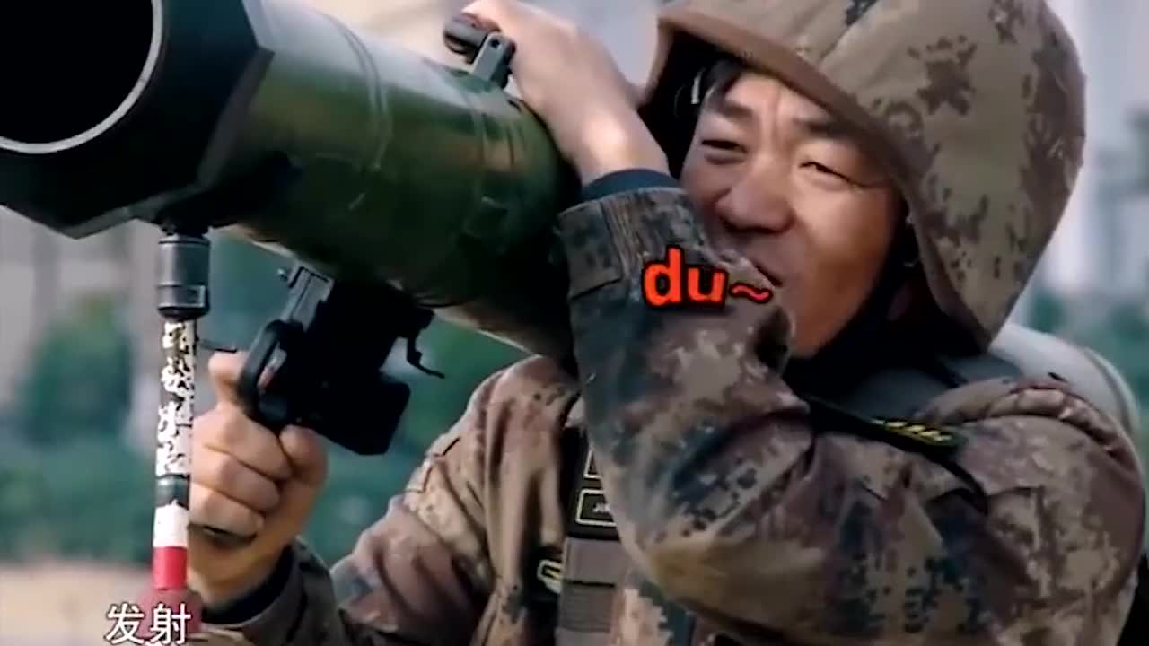 王宝强刘昊然开炮演习,自带音效真是让人哭笑不得