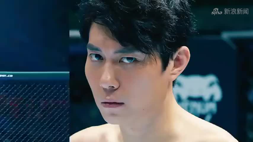 常远自曝家里至今延续满族礼仪,自称满族人规矩大