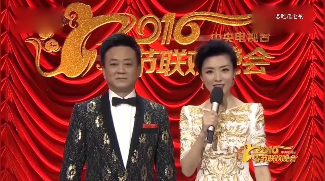 1996央视春晚:解晓东演唱《火火的北京》,引领皮西装风潮