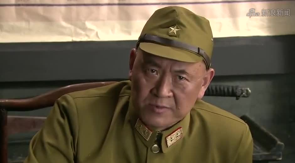 抗日奇侠杉木得到长官的欣赏,就自以为是,可以抓住奇侠