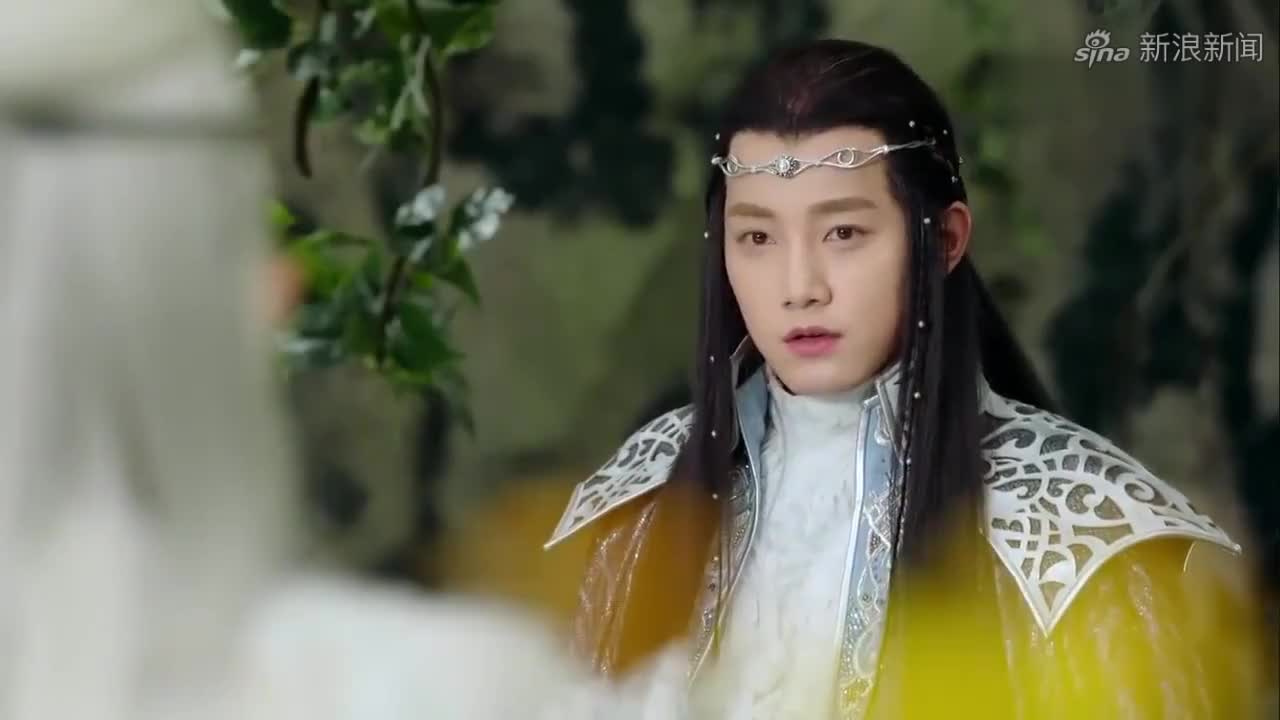 幻城:迟墨突然口吐鲜血,蝶澈很担心却不让医治,难道另有隐情?