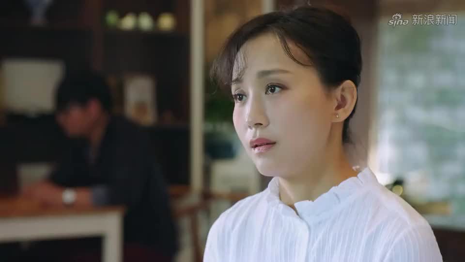 咱家:根柱给兰馨送吃的,兰馨脱口而出杨队,记忆慢慢恢复