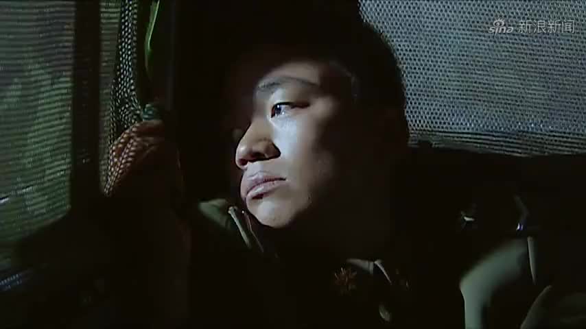 士兵突击:许三多回到五班,没想到想起了老马和李梦,太心酸了