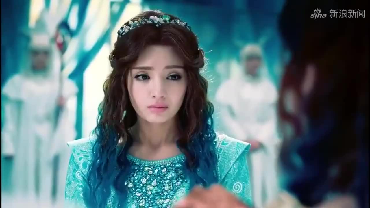 幻城:岚裳对卡索好,亲自去求圣尊,想带卡索去人鱼圣地玩