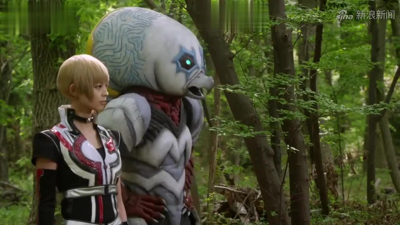 怪兽因贝莱扎太狂了,居然主动挑衅两个新时代奥特曼!