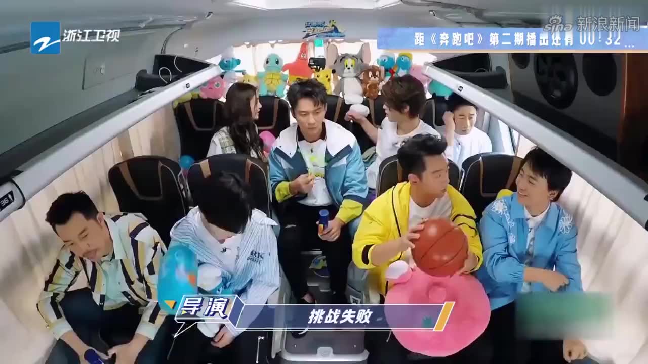 兄弟团年龄跨度太大,蔡徐坤贾斯汀唱的歌,李晨满脸问号!