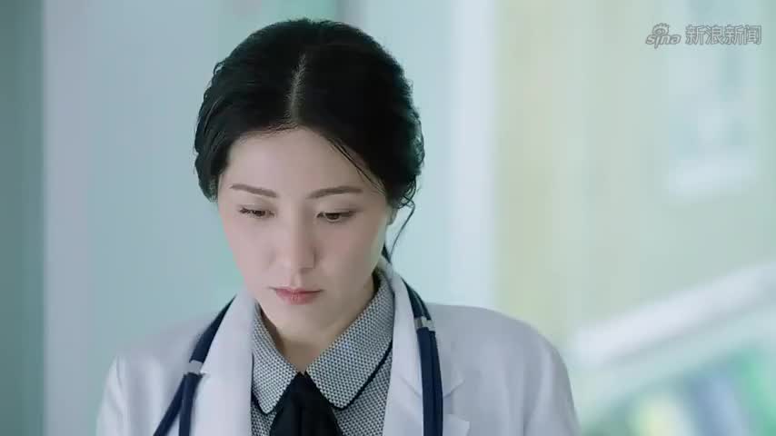 儿科医生:实习医生跟导师查病房,捡起垃圾桶里的东西,呆住了