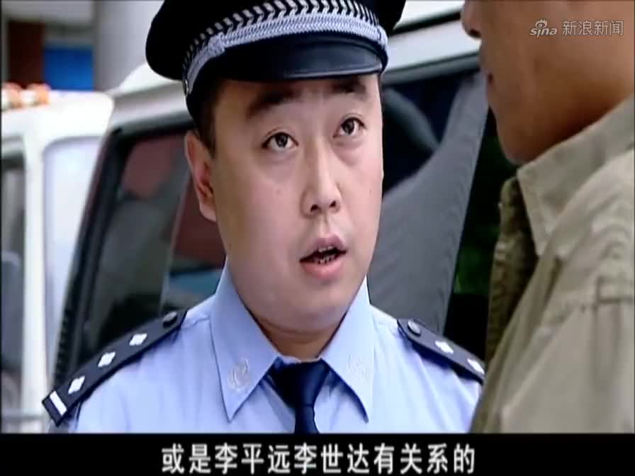 暴徒与警方对峙,点燃埋在地下的天然气管,爆炸把地面掀翻