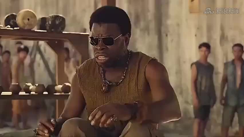 海外动作大片机械师2:亚瑟伪装成罪犯的样子,成功混进监狱!