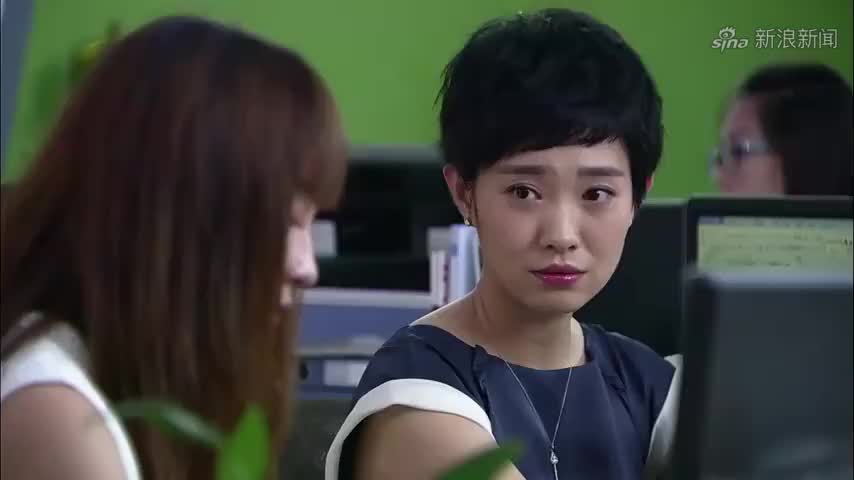 飞吧!骚年:美女去医院告诉爸爸自己招了闺蜜进公司