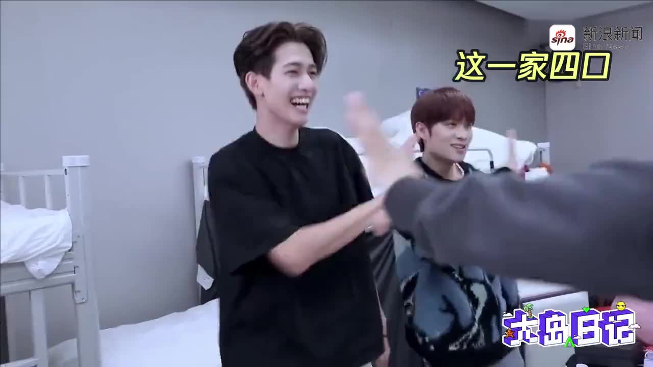 力丸创造营三公舞台预告合集 力丸海豚下潜 侧空翻 鲤鱼打挺