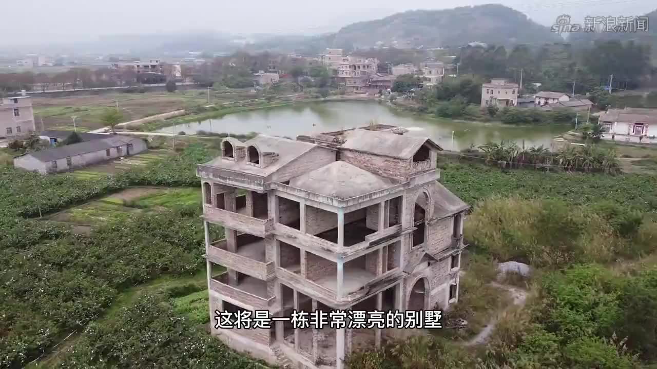 广西富家千金,嫁给穷小子,一个住别墅,一个住农村