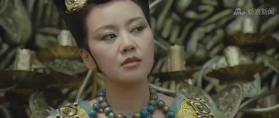 画壁:闫妮女王霸气出场,气场十足,仙女们都变得小心翼翼