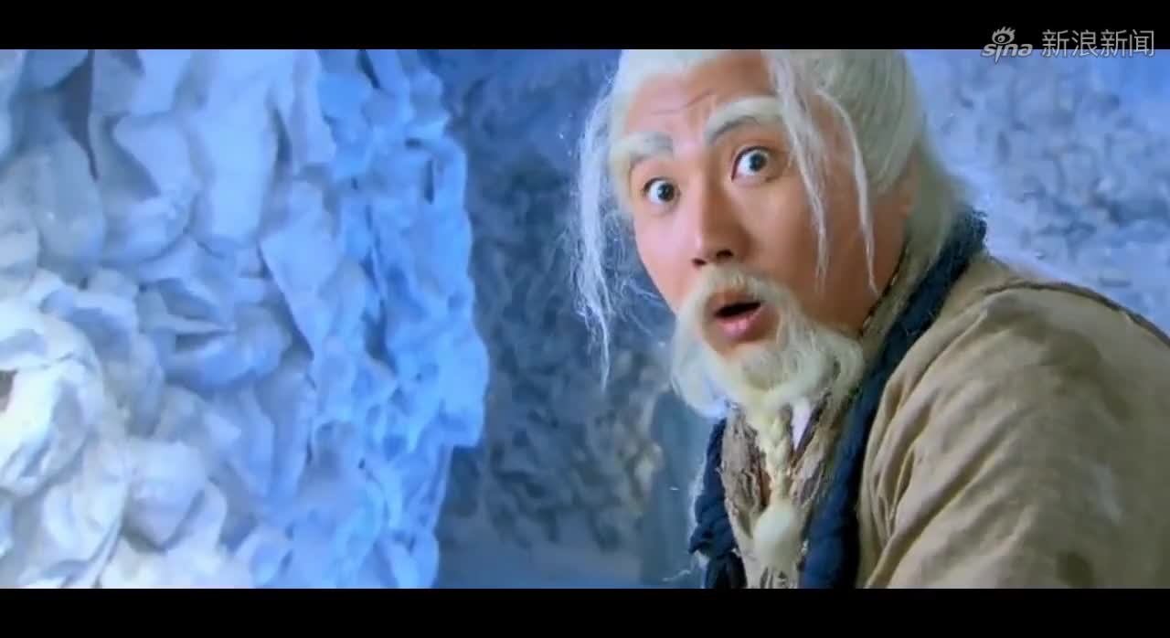 老顽童演什么像什么,和郭靖装扮乞丐混入丐帮,比真乞丐演的还好