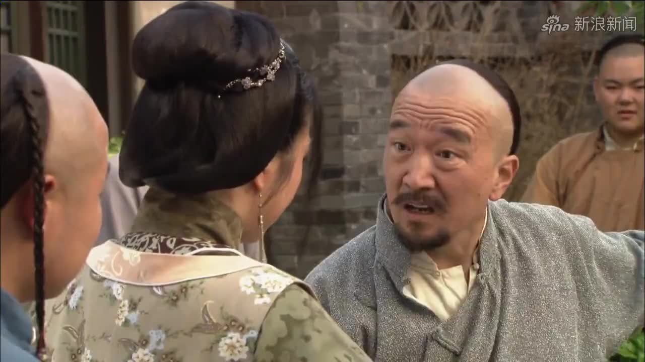 春儿请千岁红教她如何才能拴住男人的心,千岁红收了这个徒弟