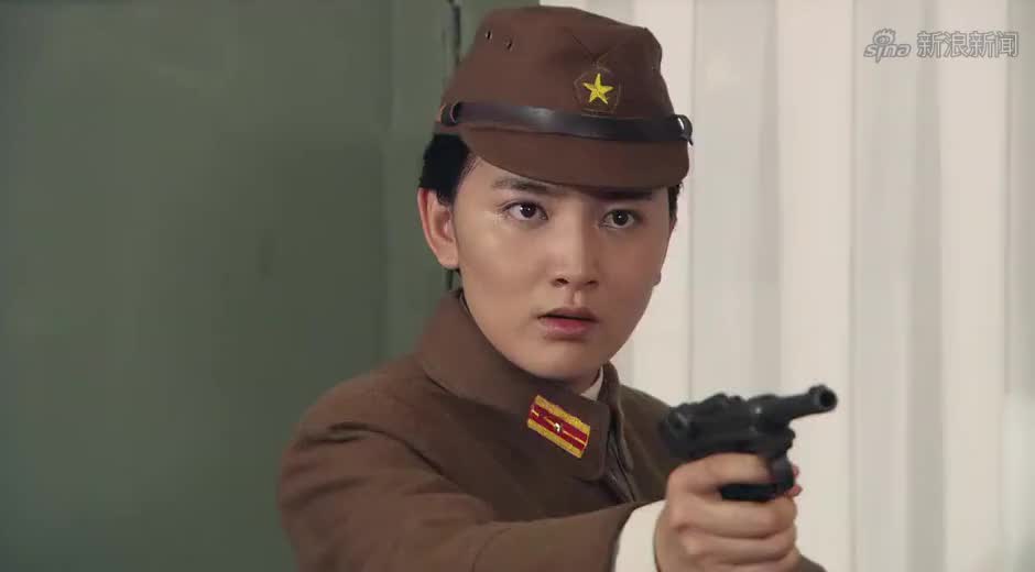 神枪:张响受重伤,秦时月潜入医院抢药品,一招制服医生