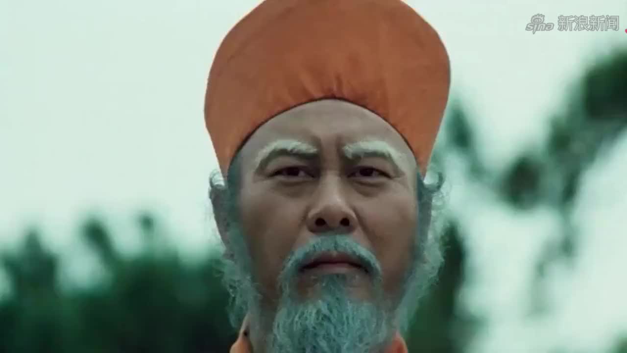 李小龙天不怕地不怕,不料却怕蟑螂,邵伯乐了