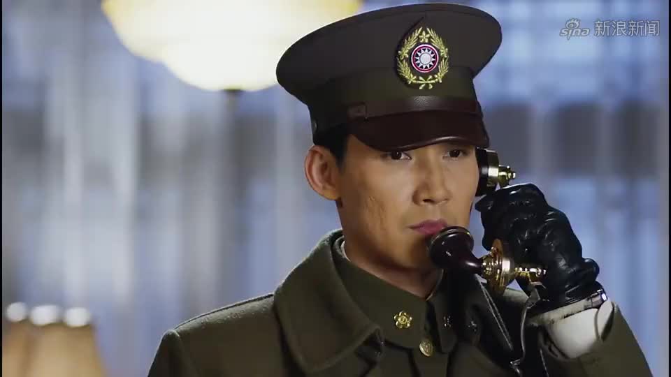 独臂将军丁晓兵,真正的不放弃不抛弃,体现军人精神!