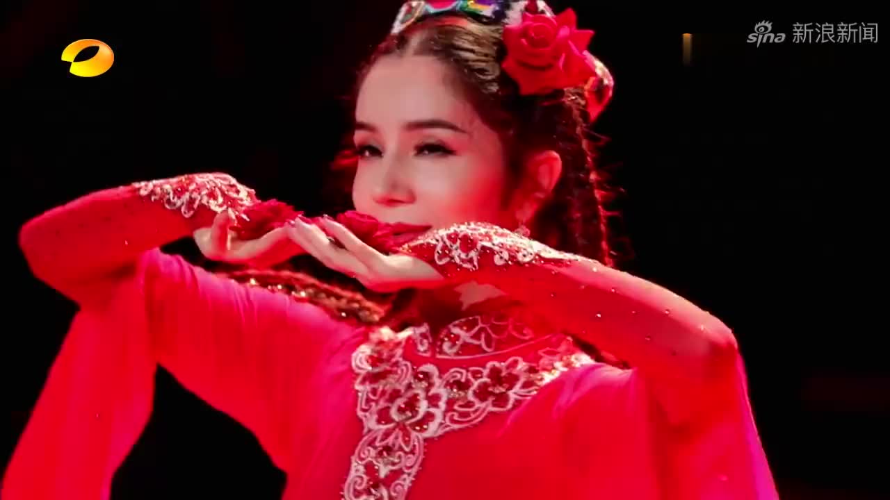 这就是街舞:古丽米娜老师教学名族街舞,阿k学员崩溃:好难啊!