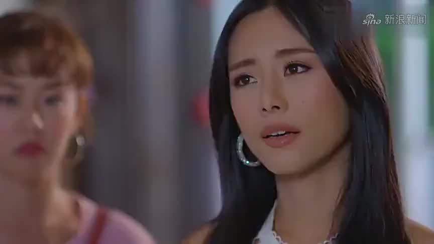 星途叵测:心机女撩多个男星,亲妈都无奈,"换个地方带耳环"