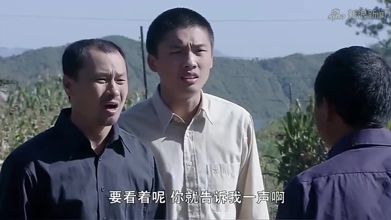 樱桃:葛望住茅草屋,葛顺帮忙收拾茅草屋,葛望还说出多年心里话