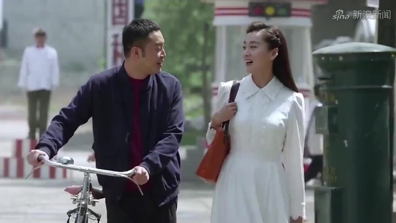 李大宝自暴自弃玩"苦肉计",张朵朵答应逢场作戏,大宝心中暗爽