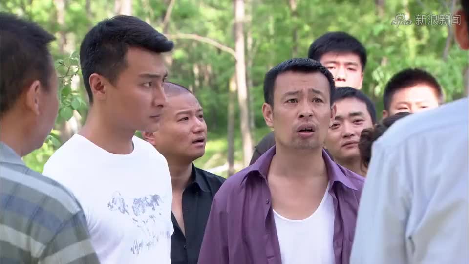 大村官:李大牙真会取名,吕金凤是妇女主任就叫吕妇女,逗笑全村