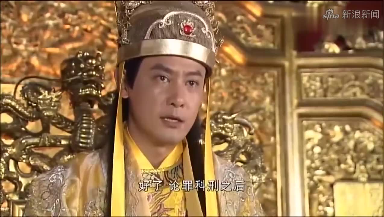 潜龙戏凤:皇上审问太监罪行,太监一声令下,禁军立马挥刀向皇上