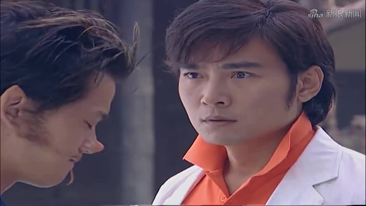 魔幻手机:游总成为新飞人,小千看到电视中的他,有些失落