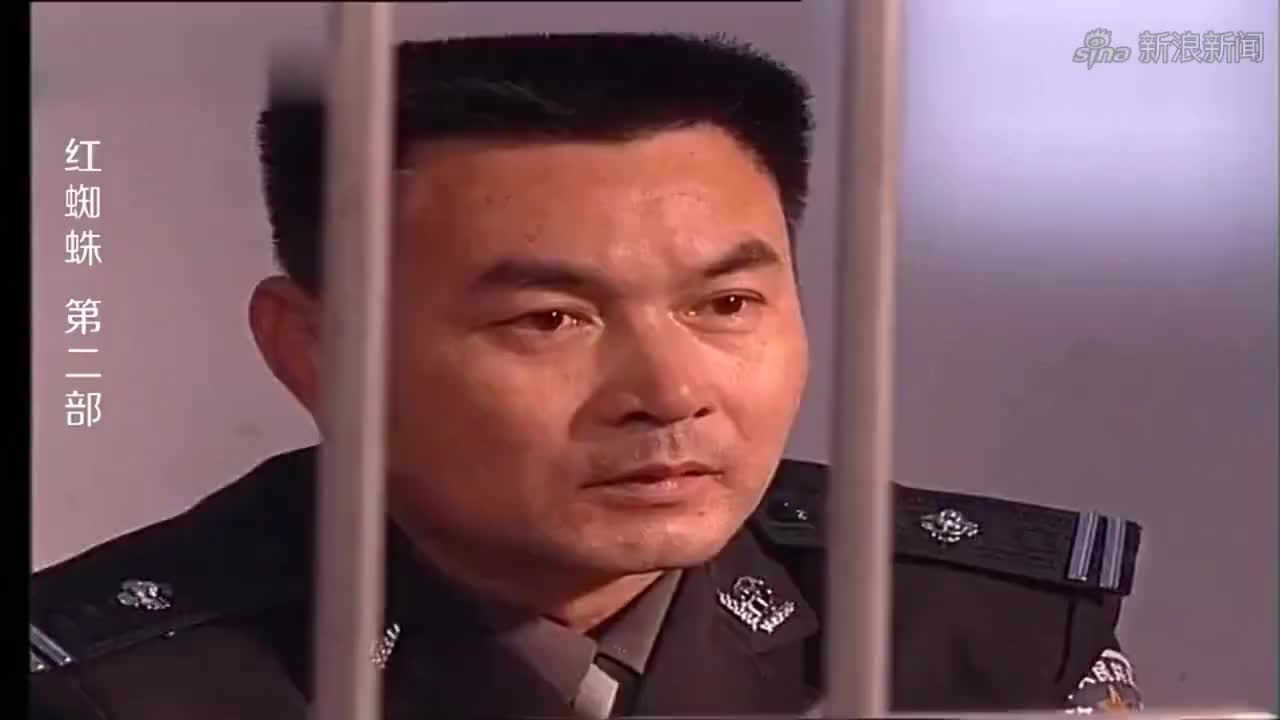 红蜘蛛:罪犯想坐飞机跑,正好被民警逮个正着