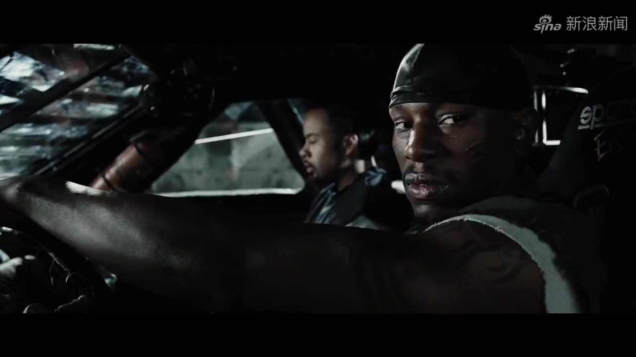 鹏鹏丹丹不在家,老犟不忘去看小杰森,小家伙萌萌哒的真招人爱