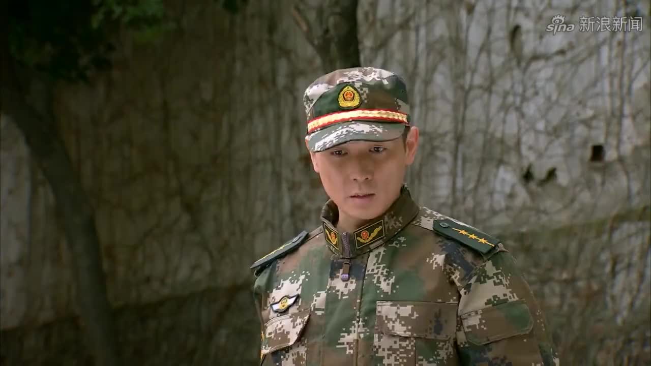 火线英雄:美女大喊安队的名字,新兵扯八卦,来头不小啊!