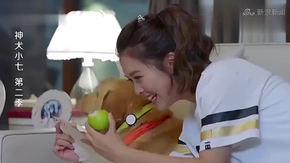 小七捡到求救信号,不料却被欧叶当作鼓励追求鲍宇的表示,太逗了