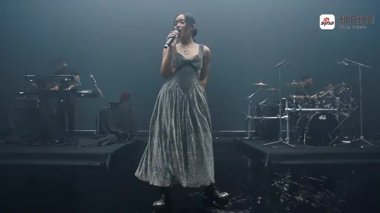 bbc年度新声中国牙买加混血griff演唱新单《black hole》