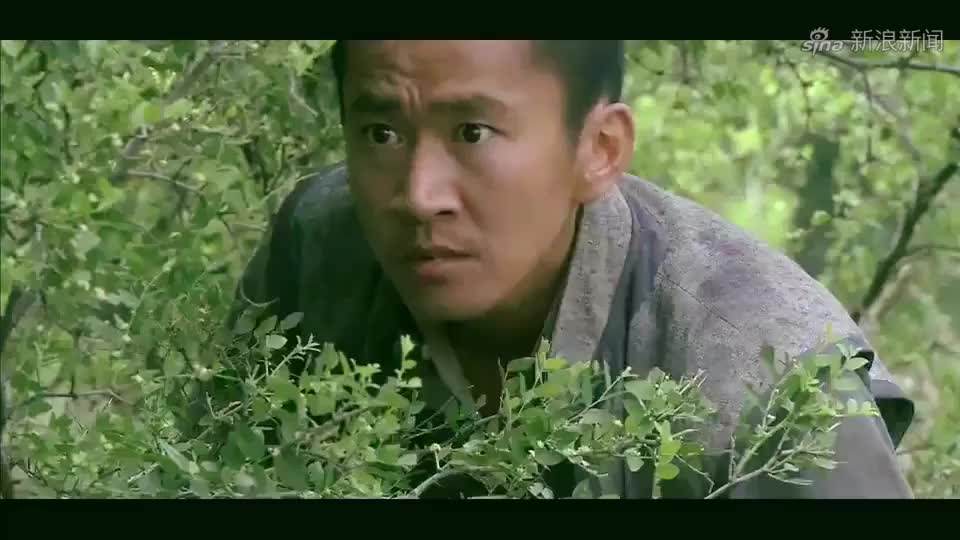 抗日奇侠:铁柱习得鹰爪功!也就有了新的能力!在天空中飞!