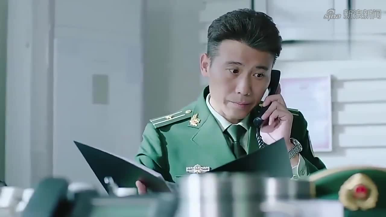 卫然被调去飞豹队,没想到艾伦大发雷霆,居然暴打郑志勇