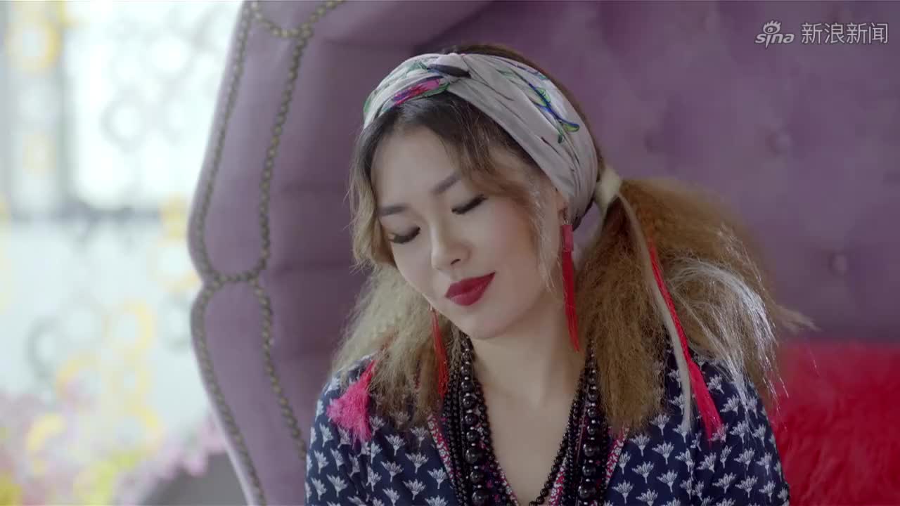 漂亮的李慧珍:白皓宇求婚李慧珍,这突如其来的捏脸,好可爱啊