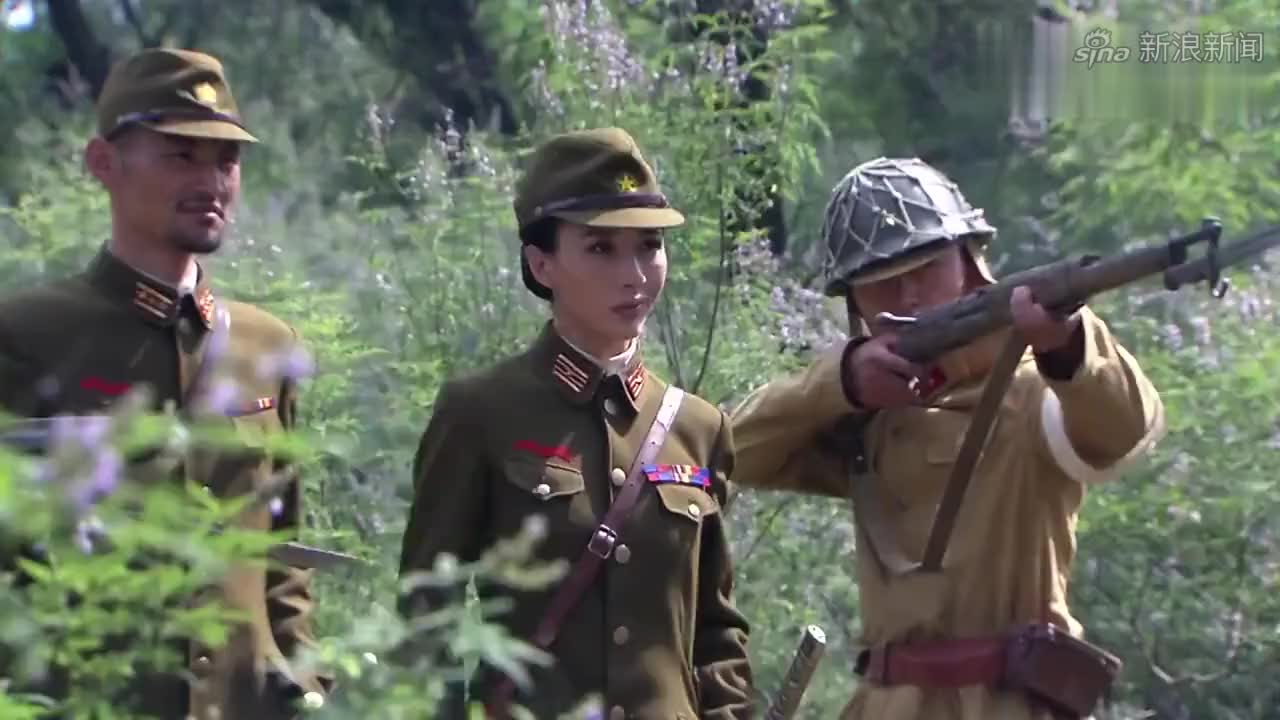 致命行动:女少佐布下陷阱,没想到黑衣人被抓住,他隐藏得太深了