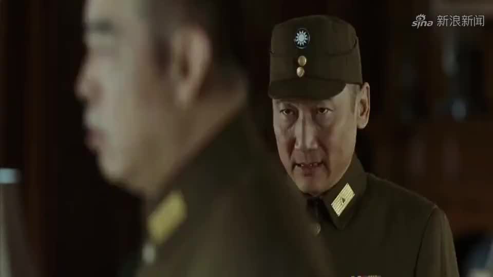 建国大业:学生街上庆祝,却遭人殴打,冯玉祥开枪镇压表示下作