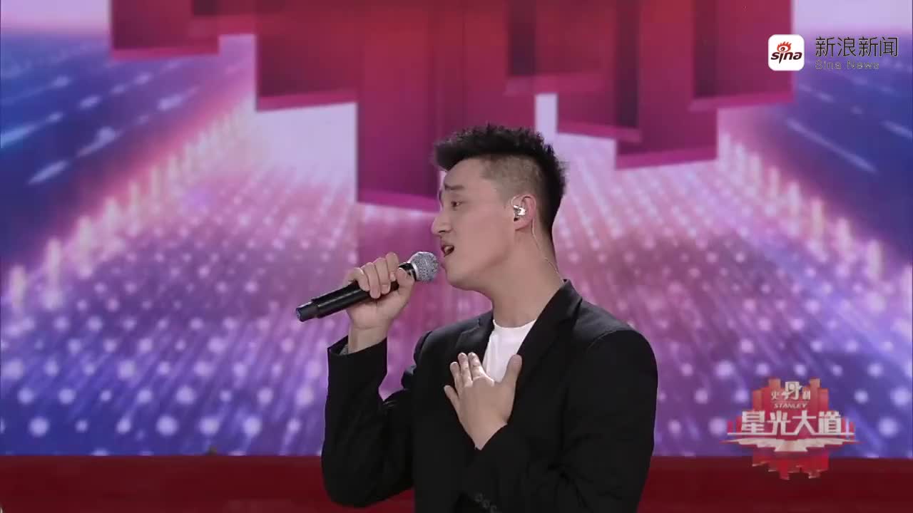 李汶翰金曲青春的拍摄花絮来了! 皮衣帅哥好酷好绝!