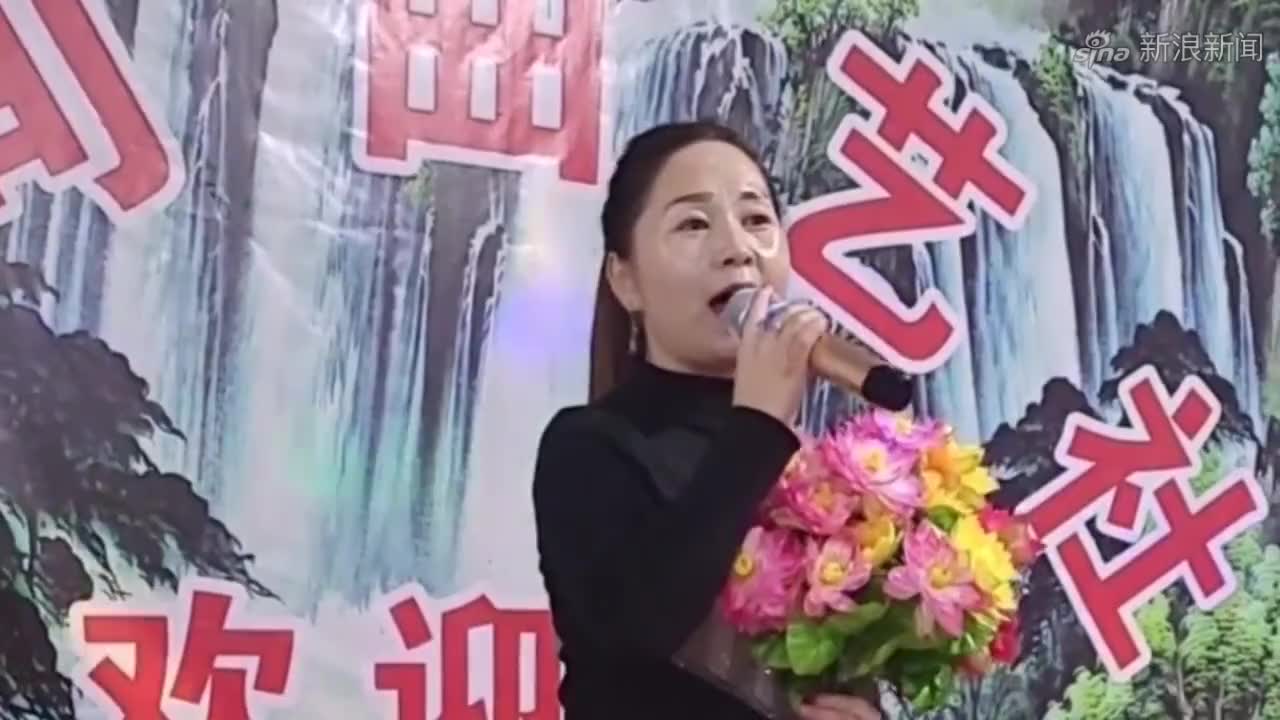 青海花儿实力派唱家尕仁卓玛老师为乡亲们深情演唱白牡丹令