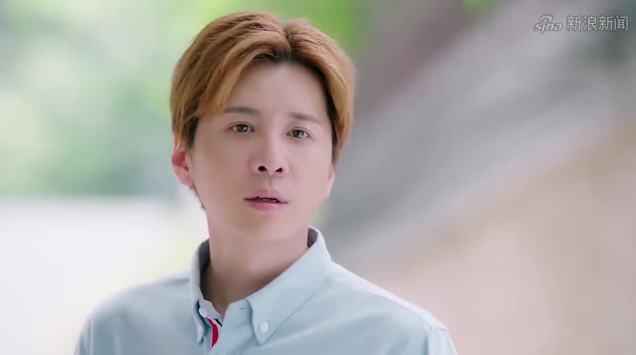 张雨欣尝到甜头,陆思琛打电话让张雨欣回家,张雨欣赖着不走了