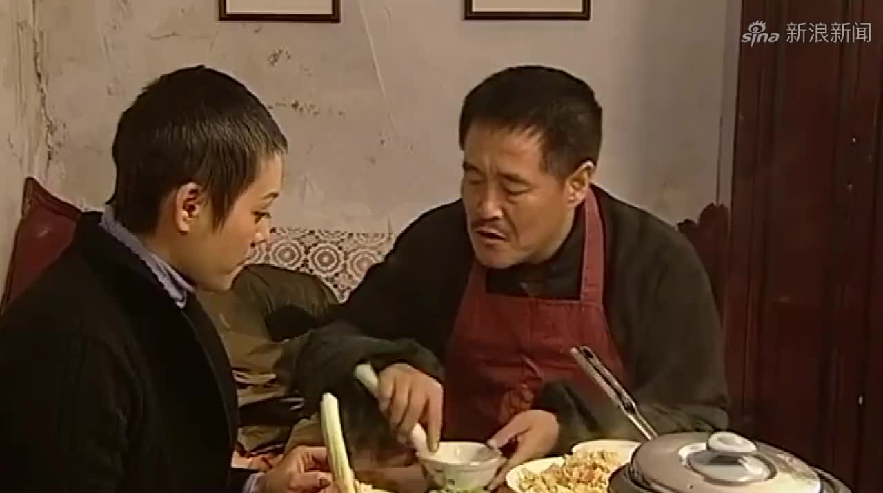 马大帅:马大帅炒蛋不用锅铲用三个鸡蛋认了六个干儿子赚大了!
